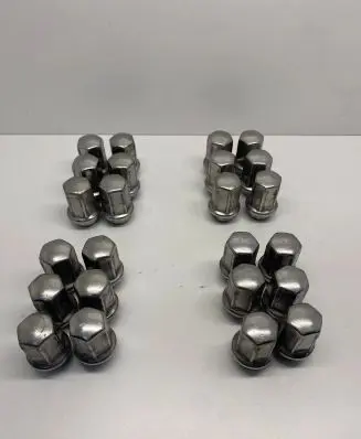 Chevrolet Traverse II Nuts/bolts 85105298
