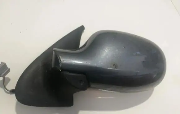 Nissan Micra Front door electric wing mirror E2018011 E2011031
