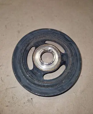 Suzuki SX4 Crankshaft pulley