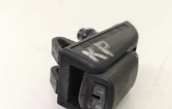Skoda Octavia Mk2 (1Z) Windshield washer spray nozzle 1Z0955985