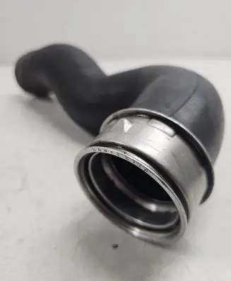 Mercedes-Benz R W251 Intercooler hose/pipe A2515280182