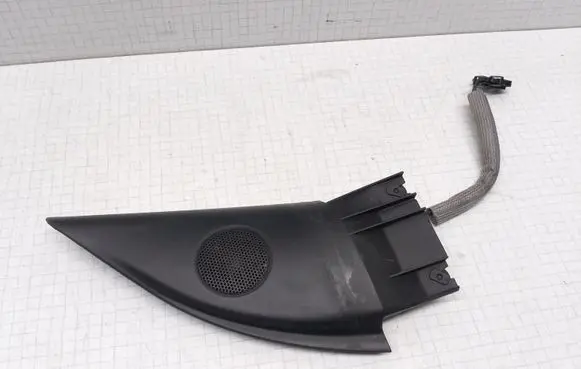 Volkswagen PASSAT B5 Front door high frequency speaker 3B0035411B 3B0837994