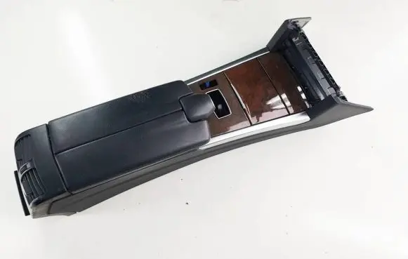 Mercedes-Benz E W212 Center console