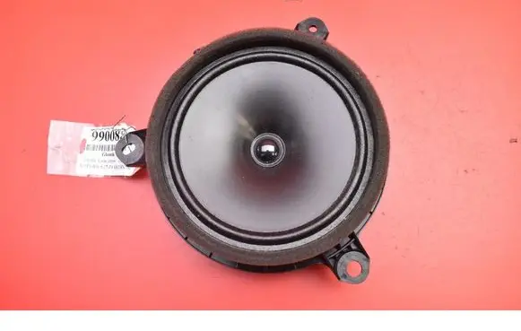 Toyota Yaris Subwoofer speaker 86160-0D450