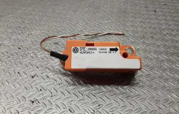 Volkswagen New Beetle Airbag deployment crash/impact sensor 1J0909606Q 0230PD0KRU2 16000601