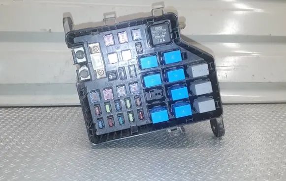 Hyundai Santa Fe Fuse module 9128826202
