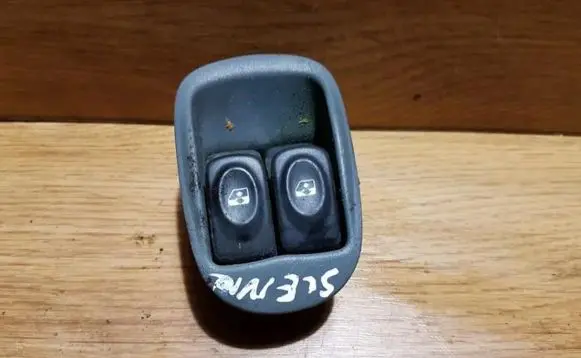 Renault Scenic I Electric window control switch