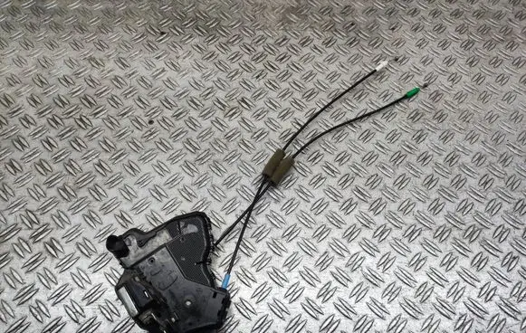Toyota Camry Front door lock
