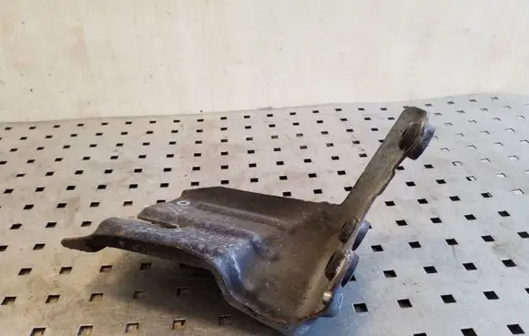 Volvo XC90 Other engine bay part