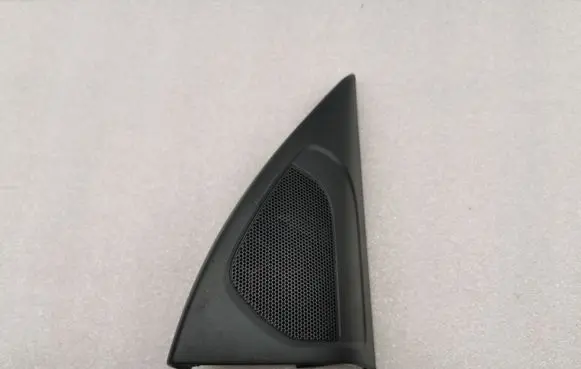 Volvo V60 Front door high frequency speaker 868749RH 868749