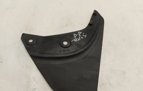 Tesla Model Y Front wheel arch liner splash guards 1628006-00-a