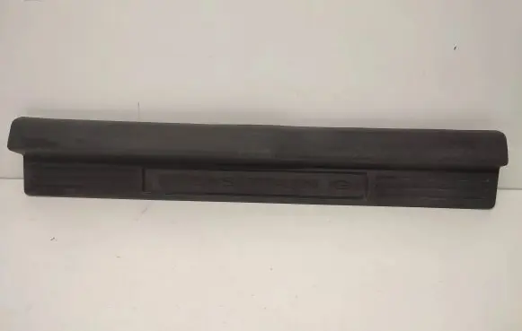 Ford Mustang V Front sill trim cover 4R33631320BW
