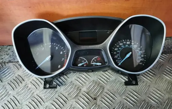 Ford Focus Speedometer (instrument cluster) BM5T10849BT