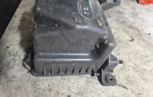 KIA Sportage Air filter box