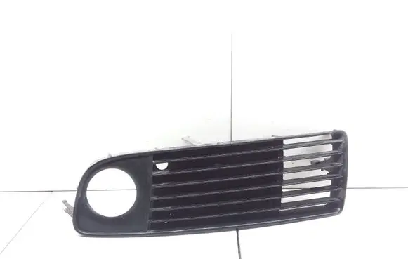 Audi A6 S6 C5 4B Front bumper lower grill 4B0807681S