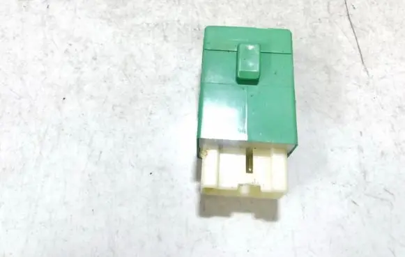 Mazda Premacy Other relay bg2m67830