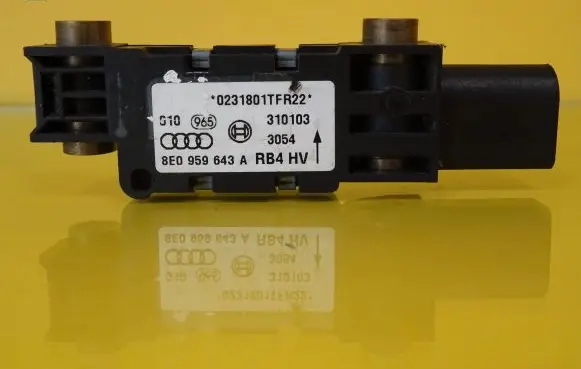Audi A4 S4 B6 8E 8H Airbag deployment crash/impact sensor 8E0959643A
