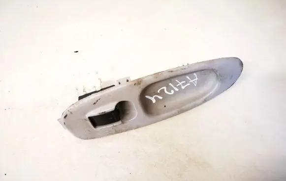 Nissan Almera Tino Electric window control switch 80960bu000