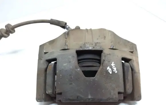 Volvo XC90 Front brake caliper 30657307