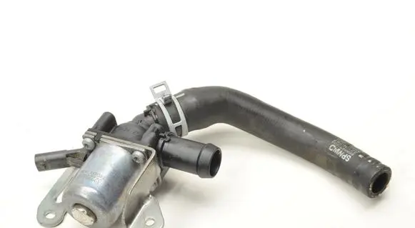 Volvo XC90 Water pump 32222659