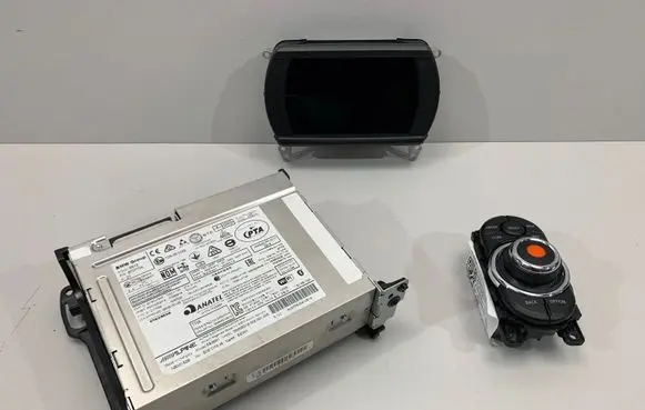 Mini Clubman F54 Audio system kit 8707704