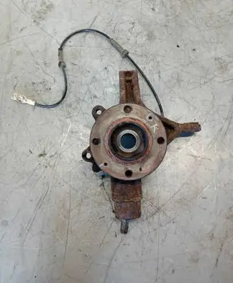 Citroen C4 I Front wheel hub spindle knuckle