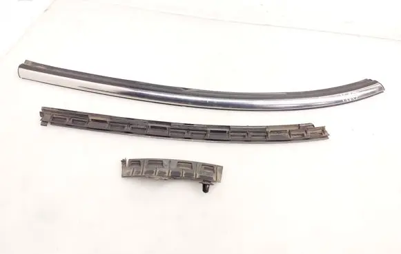 Mini One - Cooper F56 F55 Rear side glass trim 128662 7338623 7338625