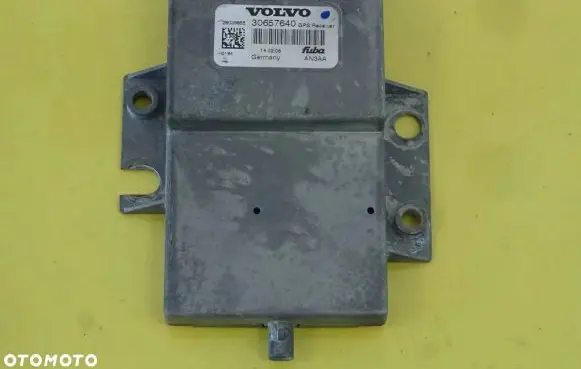 Volvo C70 GPS navigation control unit/module 30657640