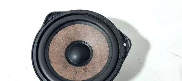 Audi A6 S6 C4 4A Front door speaker 4913410113