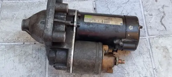 Peugeot 207 CC Starter motor 9640825280 D6RA110 21C70823S0