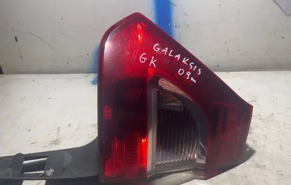 Ford Galaxy Rear/tail lights 17701401