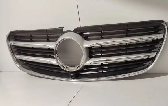 Mercedes-Benz Vito Viano W447 Front bumper upper radiator grill A4478800083