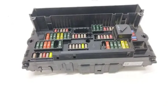 BMW 5 F10 F11 Fuse module 217033442 9234421 01380329