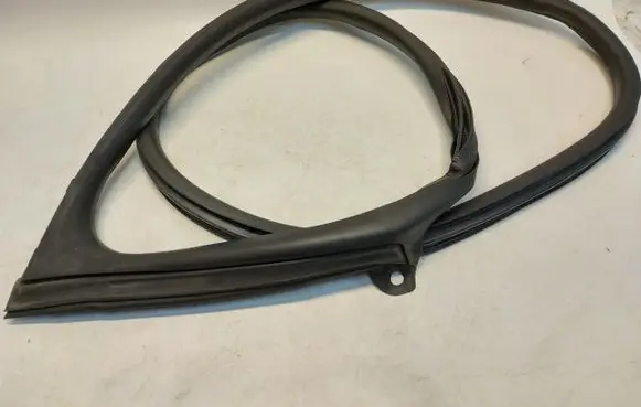 Porsche Taycan 9J1 Front door rubber seal 9J1831722ARJLK01