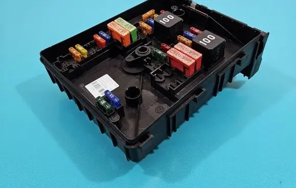 Fuse box set