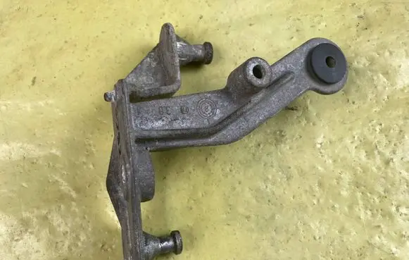 Mercedes-Benz B W245 ABS pump bracket A1694310240