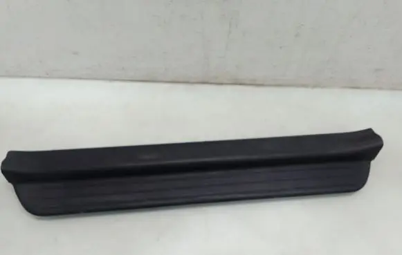 KIA Ceed Front sill trim cover 858731H000