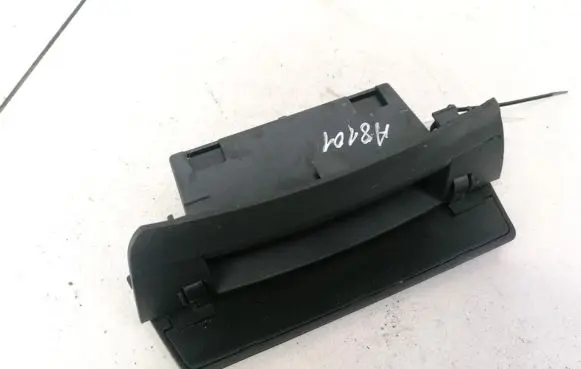 Citroen C5 Glove box 9682460077