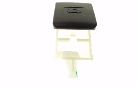 Toyota Avensis T250 Engine bonnet (hood) release handle