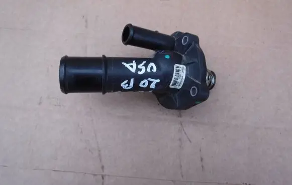 Thermostat/thermostat housing