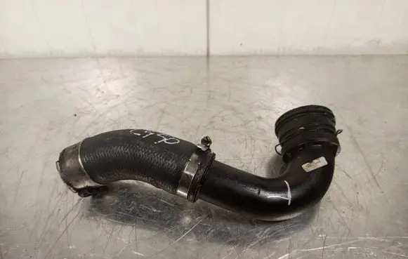 Land Rover Discovery Sport Intercooler hose/pipe HJ326C646 GJ326C715 G1326C715