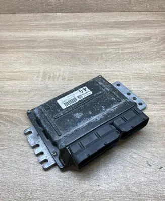 Nissan Primera Engine control unit/module ECU MEC30020