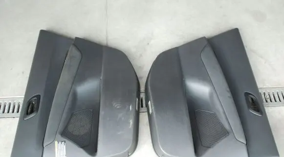Peugeot 5008 Front door card panel trim 160KM