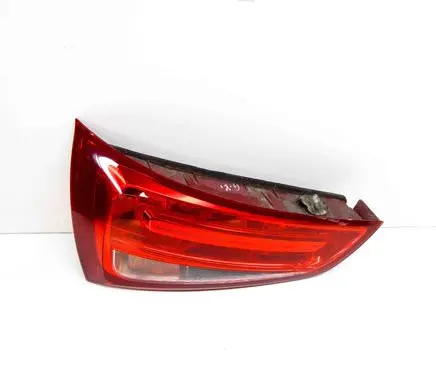 Audi A1 Tailgate rear/tail lights 8X0945093D