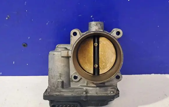 Volvo V60 Throttle valve 31331277