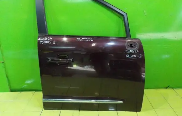 SsangYong Rodius Front door PRZOD