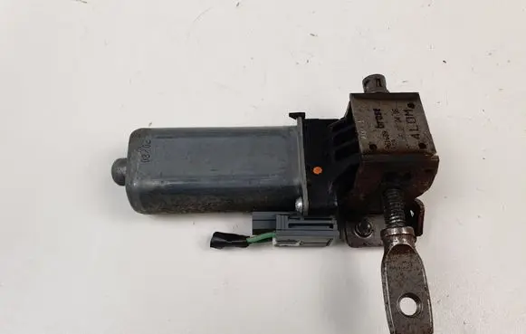Chrysler Sebring (JS) Seat adjustment motor 986299101
