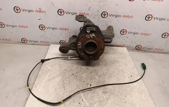 Volvo S80 Rear wheel hub 9200624