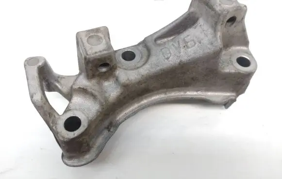 Citroen Berlingo Engine mounting bracket 9688615780