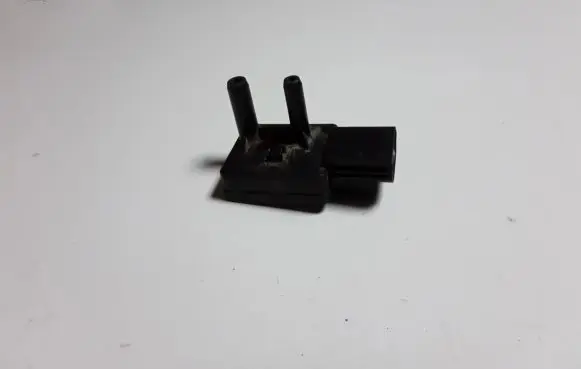 Volvo XC70 Exhaust gas pressure sensor 6G9N5L200AB
